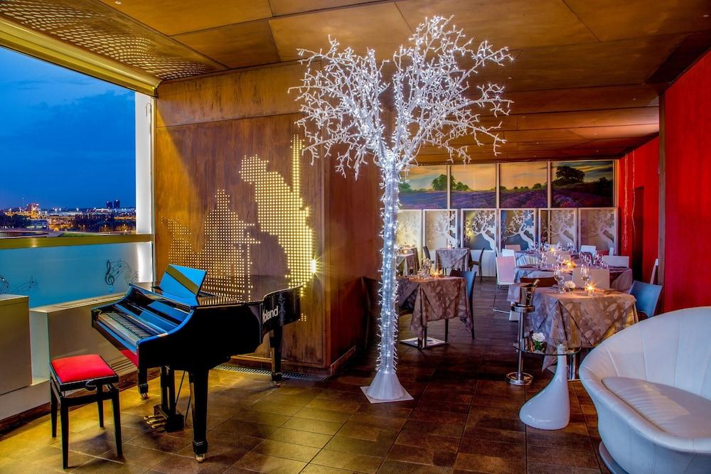 Phi Hotel Milano Baranzate Exterior foto