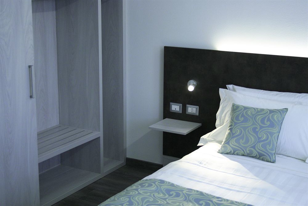 Phi Hotel Milano Baranzate Exterior foto