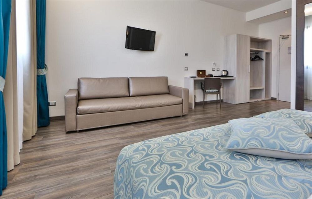 Phi Hotel Milano Baranzate Exterior foto